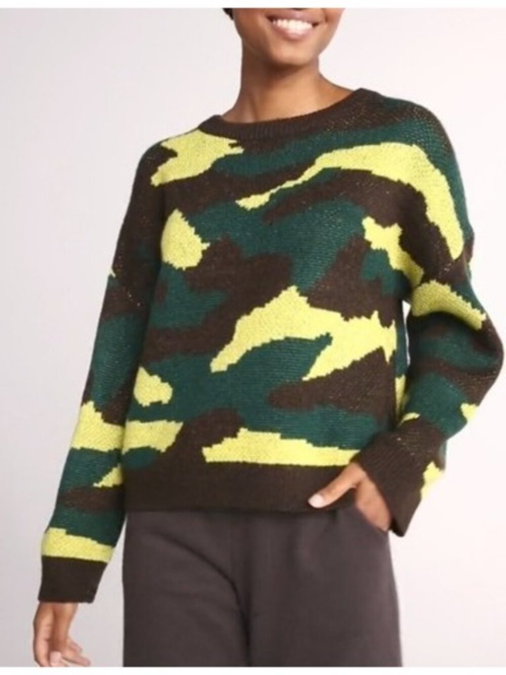 NEW YUMMY S CAMO CAMOUFLAGE BROWN GREEN NEON GREEN ACRYLIC SOFT SWEATER TOP